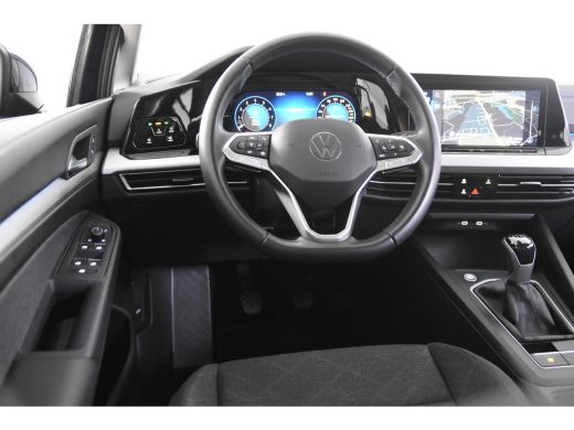 Volkswagen Golf Life *1ste Eigenaar*Navigatie*Camera*Carplay* ActivLease financial lease