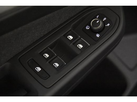 Volkswagen Golf Life *1ste Eigenaar*Navigatie*Camera*Carplay* ActivLease financial lease
