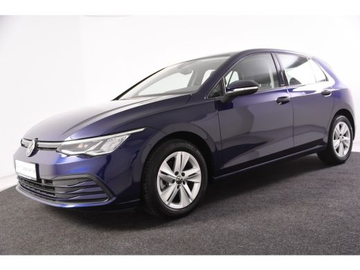 Volkswagen Golf Life *1ste Eigenaar*Navigatie*Camera*Carplay* ActivLease financial lease