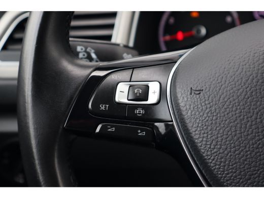 Volkswagen T-Roc 1.5 TSI Style Business 149PK | Airco | Cruise control adaptief | Hill hold functie ActivLease financial lease