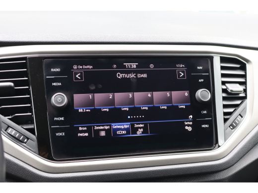 Volkswagen T-Roc 1.5 TSI Style Business 149PK | Airco | Cruise control adaptief | Hill hold functie ActivLease financial lease