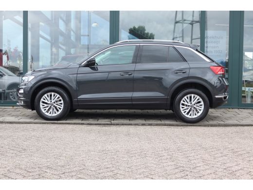 Volkswagen T-Roc 1.5 TSI Style Business 149PK | Airco | Cruise control adaptief | Hill hold functie ActivLease financial lease