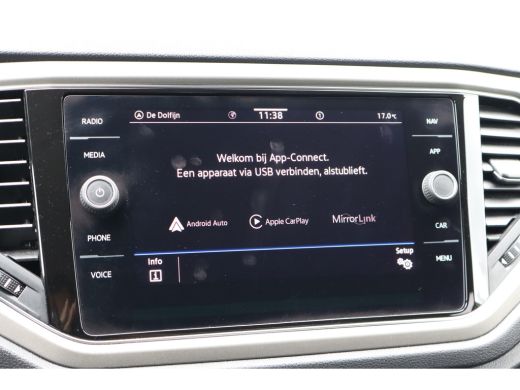 Volkswagen T-Roc 1.5 TSI Style Business 149PK | Airco | Cruise control adaptief | Hill hold functie ActivLease financial lease