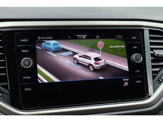 Volkswagen T-Roc 1.5 TSI Style Business 149PK | Airco | Cruise control adaptief | Hill hold functie ActivLease financial lease