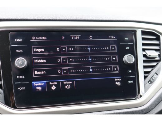 Volkswagen T-Roc 1.5 TSI Style Business 149PK | Airco | Cruise control adaptief | Hill hold functie ActivLease financial lease