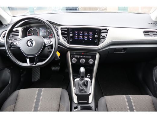 Volkswagen T-Roc 1.5 TSI Style Business 149PK | Airco | Cruise control adaptief | Hill hold functie ActivLease financial lease