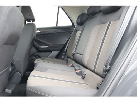 Volkswagen T-Roc 1.5 TSI Style Business 149PK | Airco | Cruise control adaptief | Hill hold functie ActivLease financial lease