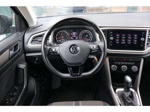 Volkswagen T-Roc 1.5 TSI Style Business 149PK | Airco | Cruise control adaptief | Hill hold functie ActivLease financial lease