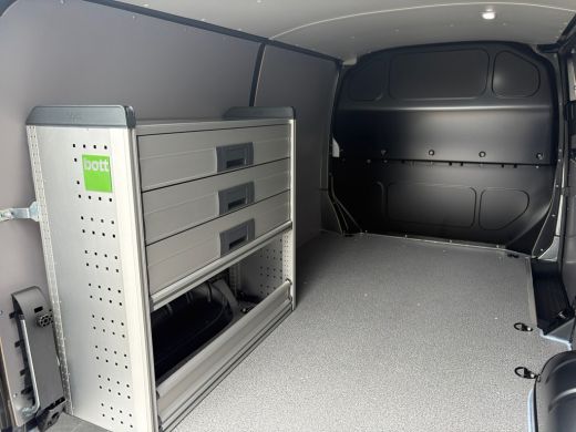 Volkswagen Transporter 2.0 TDI 150 pk L2 Betimmering | App connect | PDC | Cruise | trekhaak | bott kast ActivLease financial lease