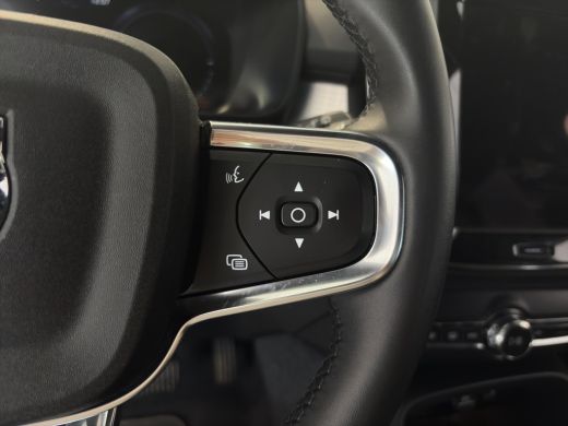 Volvo  XC40 1.5 T4 Plug-in hybrid Core Bright | Camera | DAB | Keyless entry / start |Stoel + Stuur verwarmin... ActivLease financial lease
