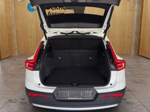 Volvo  XC40 1.5 T4 Plug-in hybrid Core Bright | Camera | DAB | Keyless entry / start |Stoel + Stuur verwarmin... ActivLease financial lease