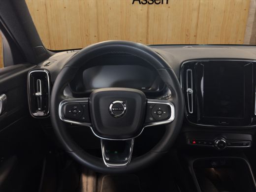 Volvo  XC40 1.5 T4 Plug-in hybrid Core Bright | Camera | DAB | Keyless entry / start |Stoel + Stuur verwarmin... ActivLease financial lease