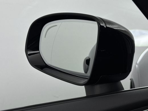 Volvo  XC60 T6 Plus Dark | Lounge pakket | Panoramadak | Extra getint glas | Stoelmassage | Bowers en Wilkins... ActivLease financial lease