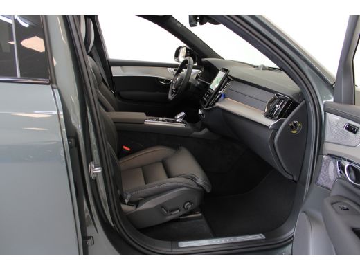 Volvo  XC90 T8 406PK AWD Ultra Dark Executive B&W | 22" | Luchtvering | Massage/ventilatie | Alu inleg ActivLease financial lease