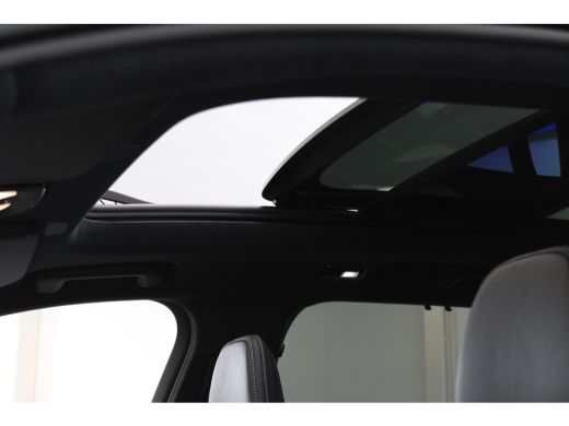 Volvo  XC90 T8 406PK AWD Ultra Dark Executive B&W | 22" | Luchtvering | Massage/ventilatie | Alu inleg ActivLease financial lease