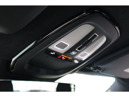 Volvo  XC90 T8 406PK AWD Ultra Dark Executive B&W | 22" | Luchtvering | Massage/ventilatie | Gelam. glas ActivLease financial lease