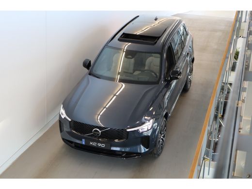 Volvo  XC90 T8 406PK AWD Ultra Dark Executive B&W | 22" | Luchtvering | Massage/ventilatie | Gelamineerd glas ActivLease financial lease