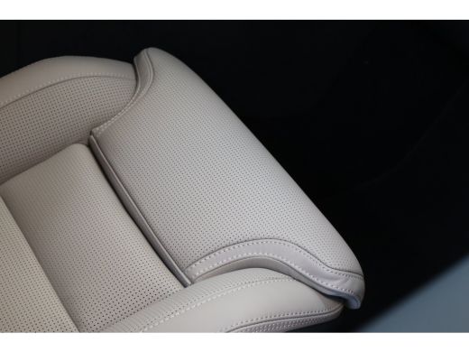 Volvo  XC90 T8 406PK AWD Ultra Dark Executive B&W | 22" | Luchtvering | Massage/ventilatie | Gelamineerd glas ActivLease financial lease