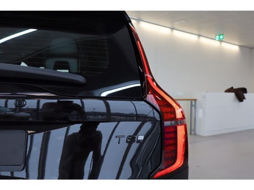 Volvo  XC90 T8 455PK AWD Ultra Black Edition | Executive Edition | Gelamineerd Glas | 22" | Massage/ventilati... ActivLease financial lease