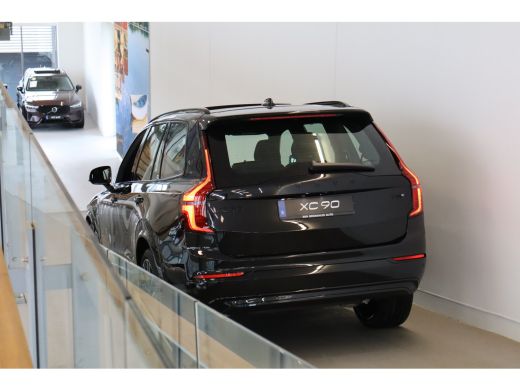 Volvo  XC90 T8 455PK AWD Ultra Black Edition | Executive Edition | Gelamineerd Glas | 22" | Massage/ventilati... ActivLease financial lease