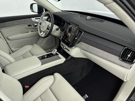 Volvo  XC90 T8 Executive Edition Bright | Extra getint glas | Gelamineerde zijruiten | Blond interieur | Luch... ActivLease financial lease