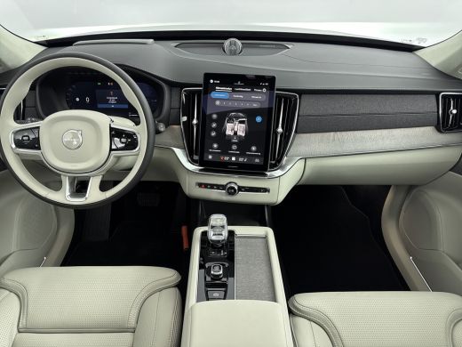 Volvo  XC90 T8 Executive Edition Bright | Extra getint glas | Gelamineerde zijruiten | Blond interieur | Luch... ActivLease financial lease