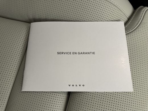 Volvo  XC90 T8 Executive Edition Bright | Extra getint glas | Gelamineerde zijruiten | Blond interieur | Luch... ActivLease financial lease