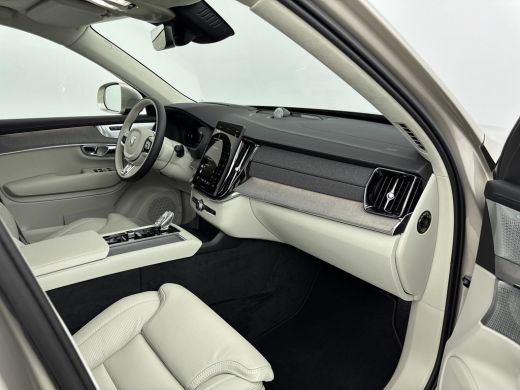 Volvo  XC90 T8 Ultra Executive Edition Bright | Bowers en Wilkins | Extra getint glas | Luchtvering | Gelamin... ActivLease financial lease