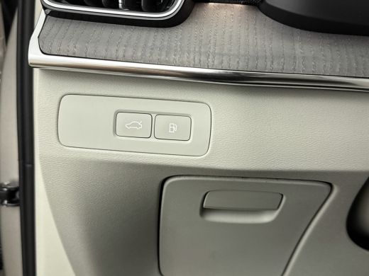 Volvo  XC90 T8 Ultra Executive Edition Bright | Bowers en Wilkins | Extra getint glas | Luchtvering | Gelamin... ActivLease financial lease