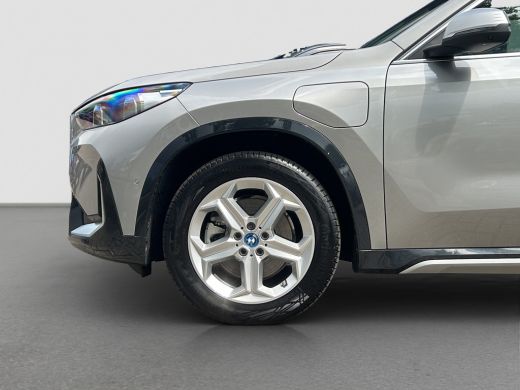 BMW X1 xDrive25e 245pk | Trekhaak | Leder | HUD | 360 camera | ActivLease financial lease