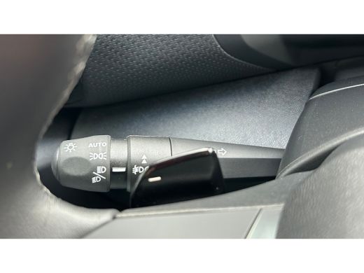 Citroën C4 1.2 HYBRID 136PK MAX AUTOMAAT / NAVI / LEDER / CLIMA / LED / PDC / 18" LMV / CAMERA / KEYLESS / H... ActivLease financial lease