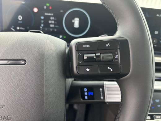 Hyundai Santa Fe 1.6 T-GDI PHEV Black Line 4WD 7p | DEMO VOORDEEL | Apple Carplay/ Android Auto | Elektrisch wegkl... ActivLease financial lease