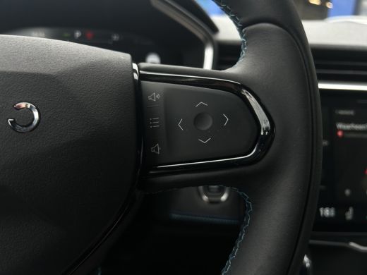 Lynk & Co 01 1.5 261PK | 360 camera | Pano | Memory | Adap. Cruise ActivLease financial lease