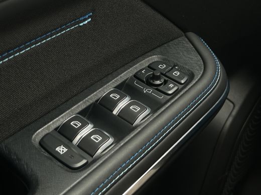 Lynk & Co 01 1.5 261PK | 360 camera | Pano | Memory | Adap. Cruise ActivLease financial lease