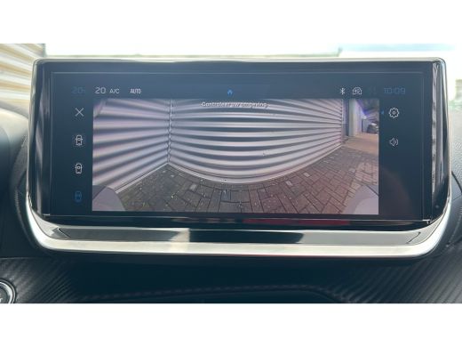 Peugeot 2008 1.2 PURETECH 100PK ALLURE PACK / NAVI / LEDER / CLIMA / LED / PDC / 17" LMV / CAMERA / WINTERPAKK... ActivLease financial lease