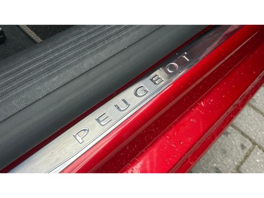 Peugeot 508 1.6 HYBRID 225PK GT PACK AUTOMAAT / NAVI / LEDER / CLIMA / PDC / 18" LMV / CAMERA / KEYLESS / I-C... ActivLease financial lease