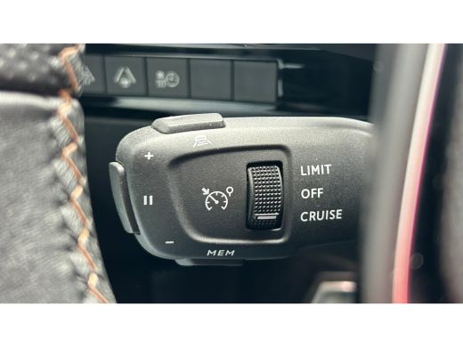 Peugeot 508 1.6 HYBRID 225PK GT PACK AUTOMAAT / NAVI / LEDER / CLIMA / PDC / 18" LMV / CAMERA / KEYLESS / I-C... ActivLease financial lease