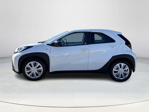 Toyota Aygo 1.0 VVT-i MT Play ActivLease financial lease