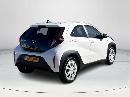 Toyota Aygo 1.0 VVT-i MT Play ActivLease financial lease