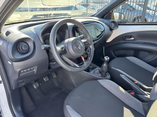 Toyota Aygo 1.0 VVT-i MT Play ActivLease financial lease