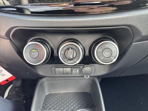 Toyota Aygo 1.0 VVT-i MT Play ActivLease financial lease