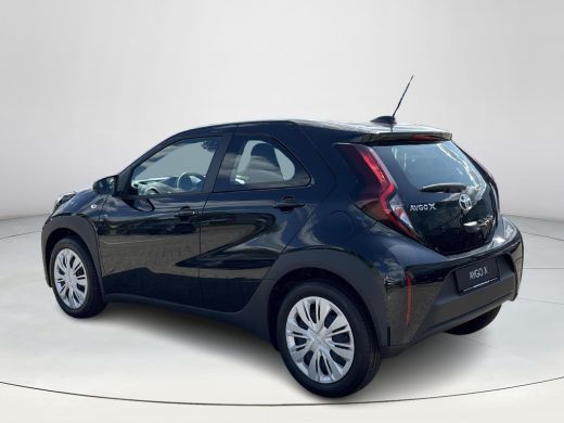 Toyota Aygo 1.0 VVT-i MT Play ActivLease financial lease
