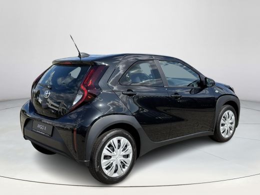 Toyota Aygo 1.0 VVT-i MT Play ActivLease financial lease
