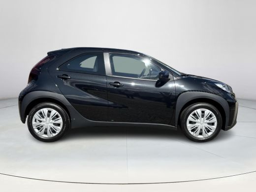 Toyota Aygo 1.0 VVT-i MT Play ActivLease financial lease