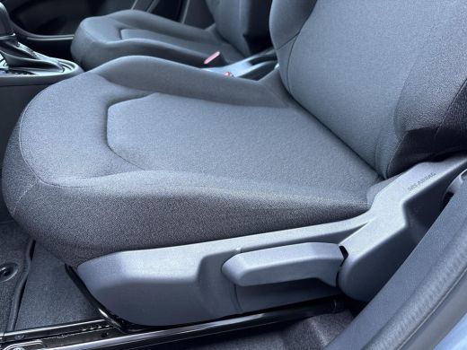 Toyota Aygo Hybrid 115 play | Nieuw | Achteruitrij camera | Climate Control | ActivLease financial lease