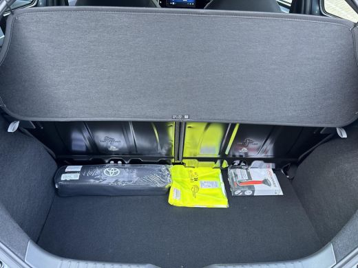 Toyota Aygo Hybrid 115 play | Nieuw | Achteruitrij camera | Climate Control | ActivLease financial lease