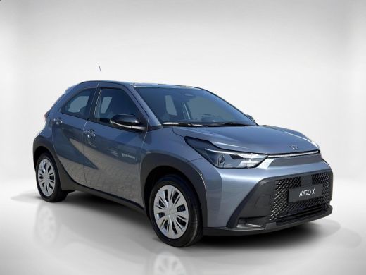 Toyota Aygo Hybrid 115 play | Nieuw | Achteruitrij camera | Climate Control | ActivLease financial lease