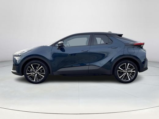 Toyota C-HR 2.0 Plug-in Hybrid 220 Executive ActivLease financial lease