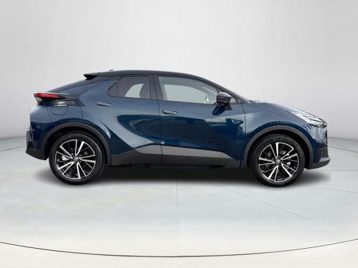 Toyota C-HR 2.0 Plug-in Hybrid 220 Executive ActivLease financial lease