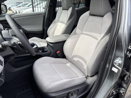 Toyota C-HR+ Executive AWD 77 kWh | Plus - Pakket | Warmte pomp | ActivLease financial lease